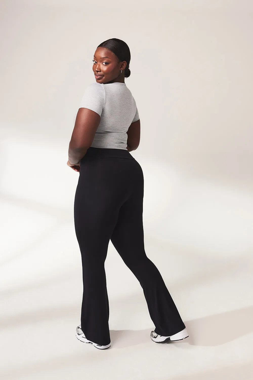 Curve lightweight Flare Leggings - Black