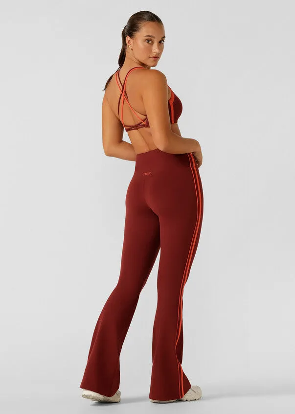 Effortless Contrast Lotus Flared Full Length Leggings