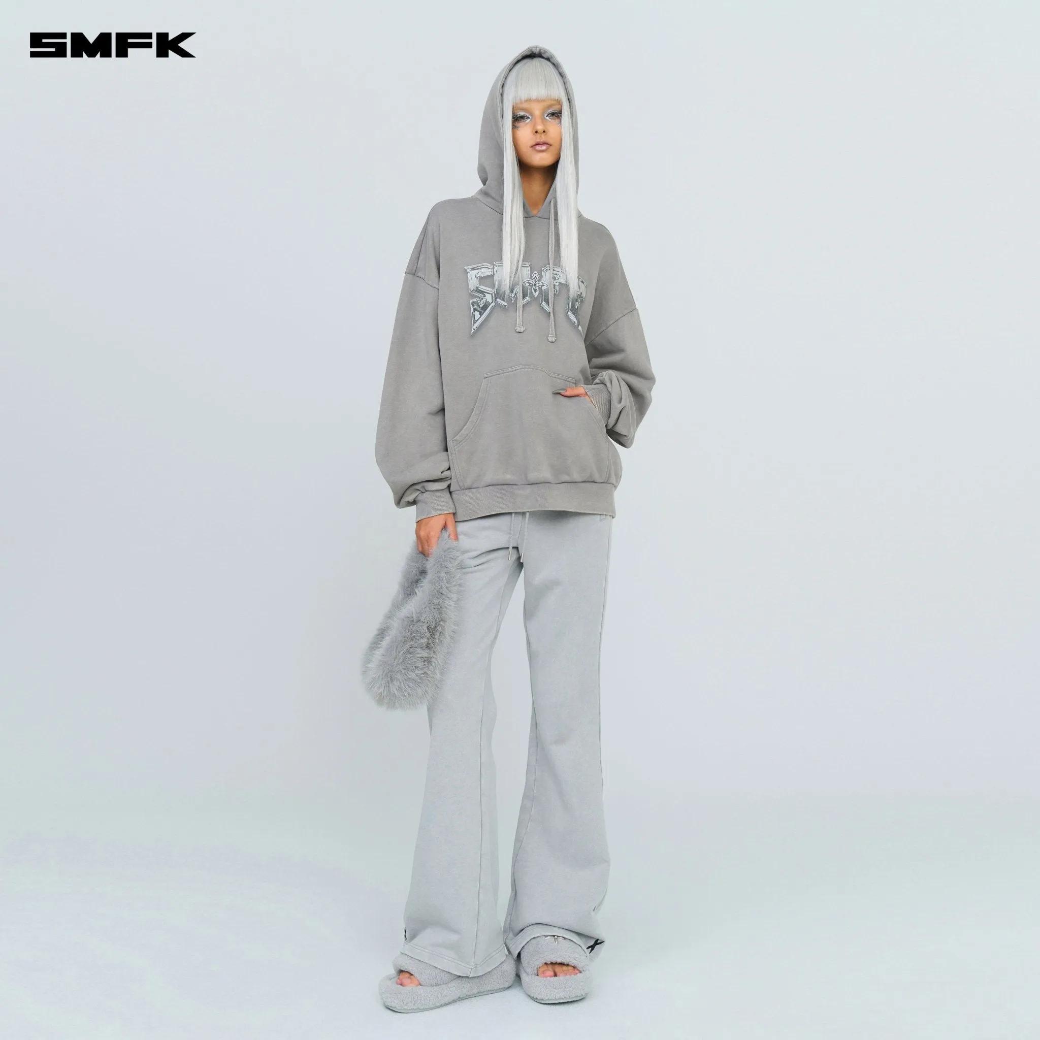 FUTURE Classic Flared Sweatpants In Gray