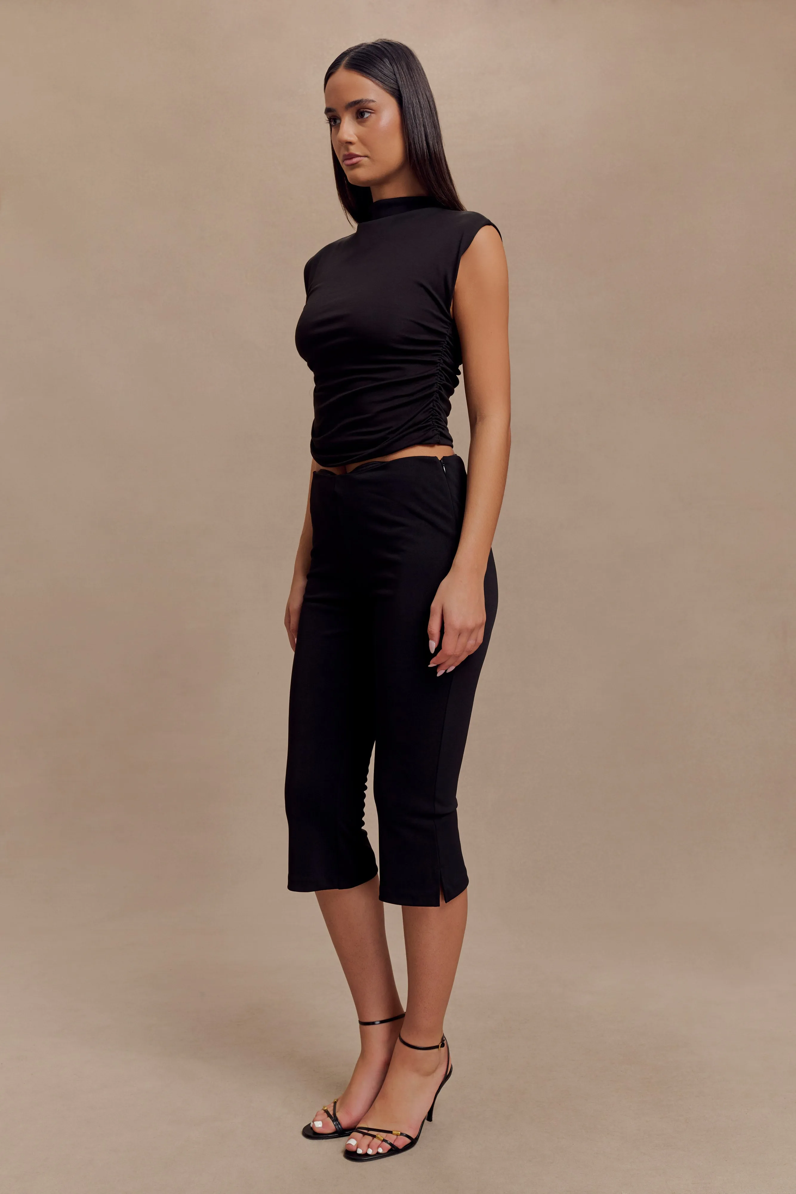 Layla Flared Crepe Capri Pants - Black